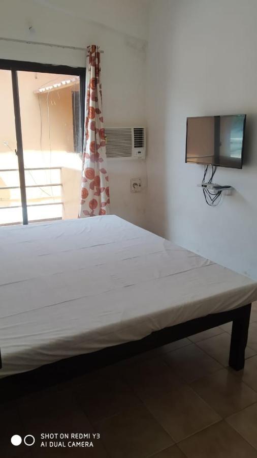 Saritas Guest House - Bogmalo Beach Bagian luar foto