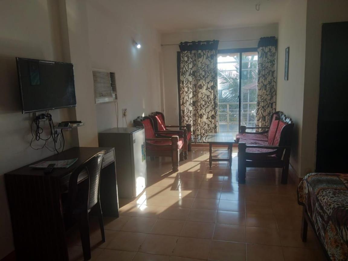 Saritas Guest House - Bogmalo Beach Bagian luar foto