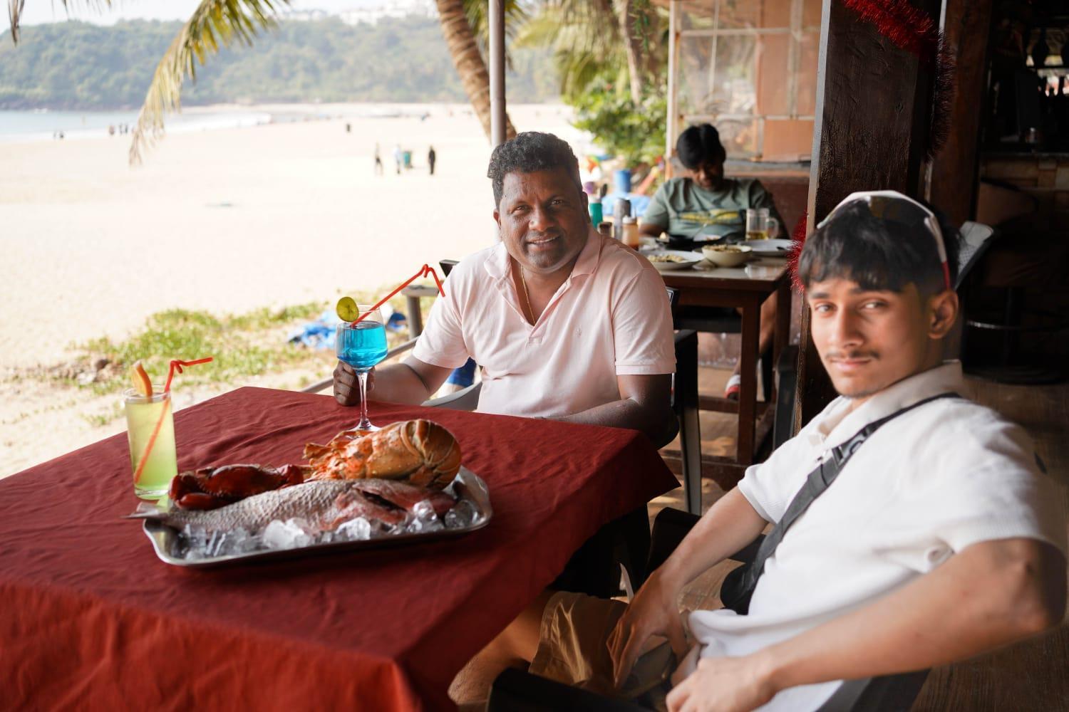 Saritas Guest House - Bogmalo Beach Bagian luar foto